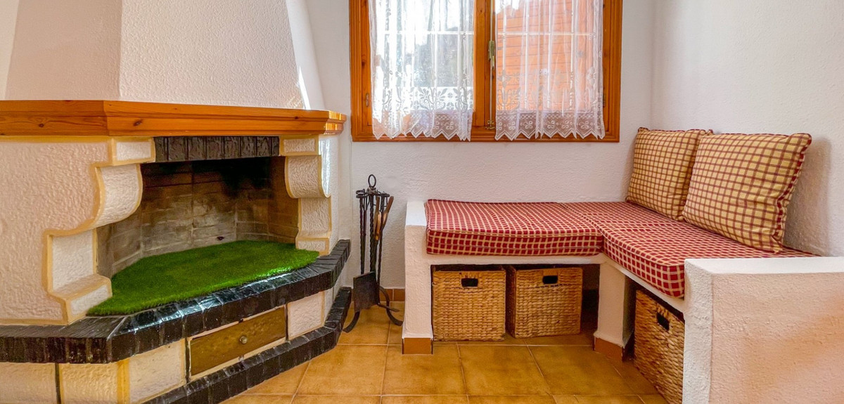 2 Bed Townhouse for sale in Playa Flamenca Costa Blanca, Alicante, Spain