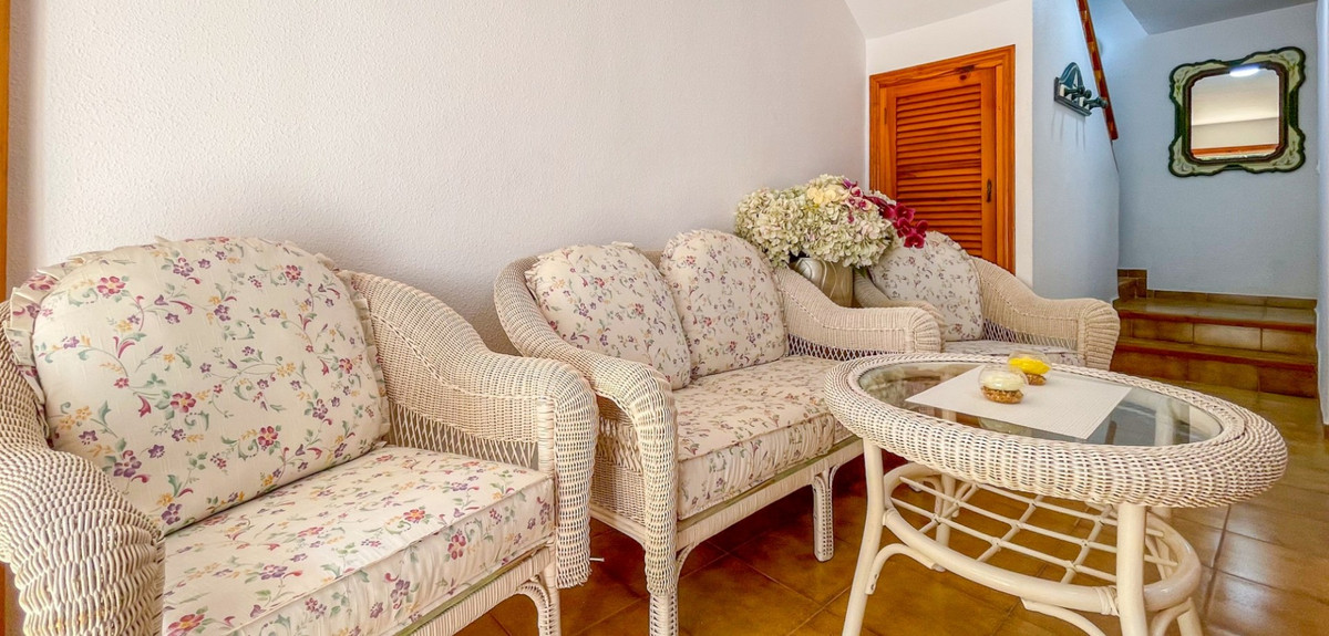 2 Bed Townhouse for sale in Playa Flamenca Costa Blanca, Alicante, Spain