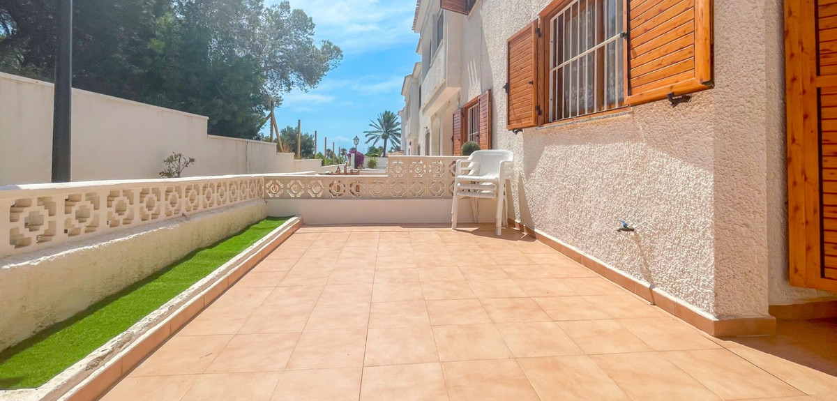 3 Bed Townhouse for sale in Playa Flamenca Costa Blanca, Alicante, Spain