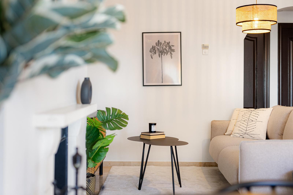 2 Bed Apartment for sale in Nueva Andalucía Costa Del Sol, Málaga, Spain