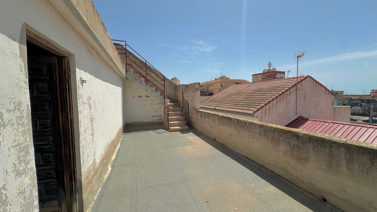 Se vende Edificio residencial de 6 dormitorios en Costa Calida, Murcia, España
