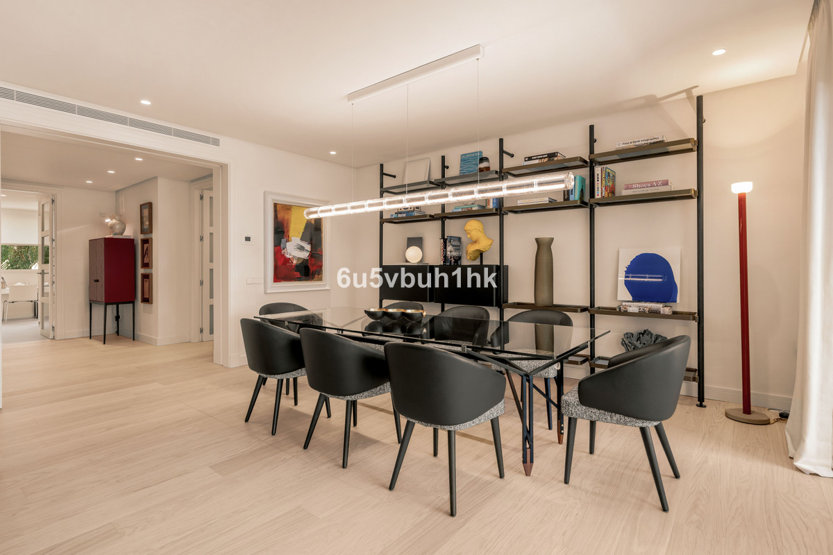 3 Bed Apartment for sale in Marbella Costa Del Sol, Málaga, Spain