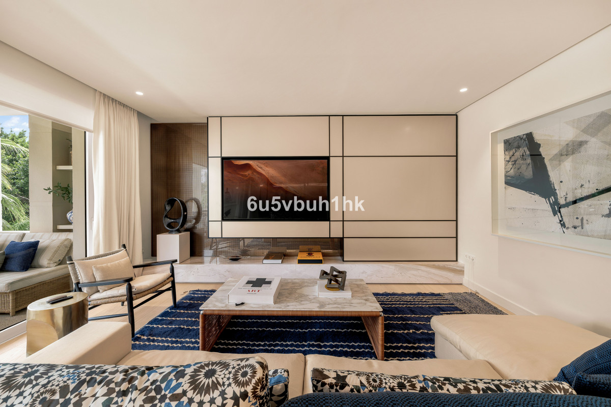 3 Bed Apartment for sale in Marbella Costa Del Sol, Málaga, Spain