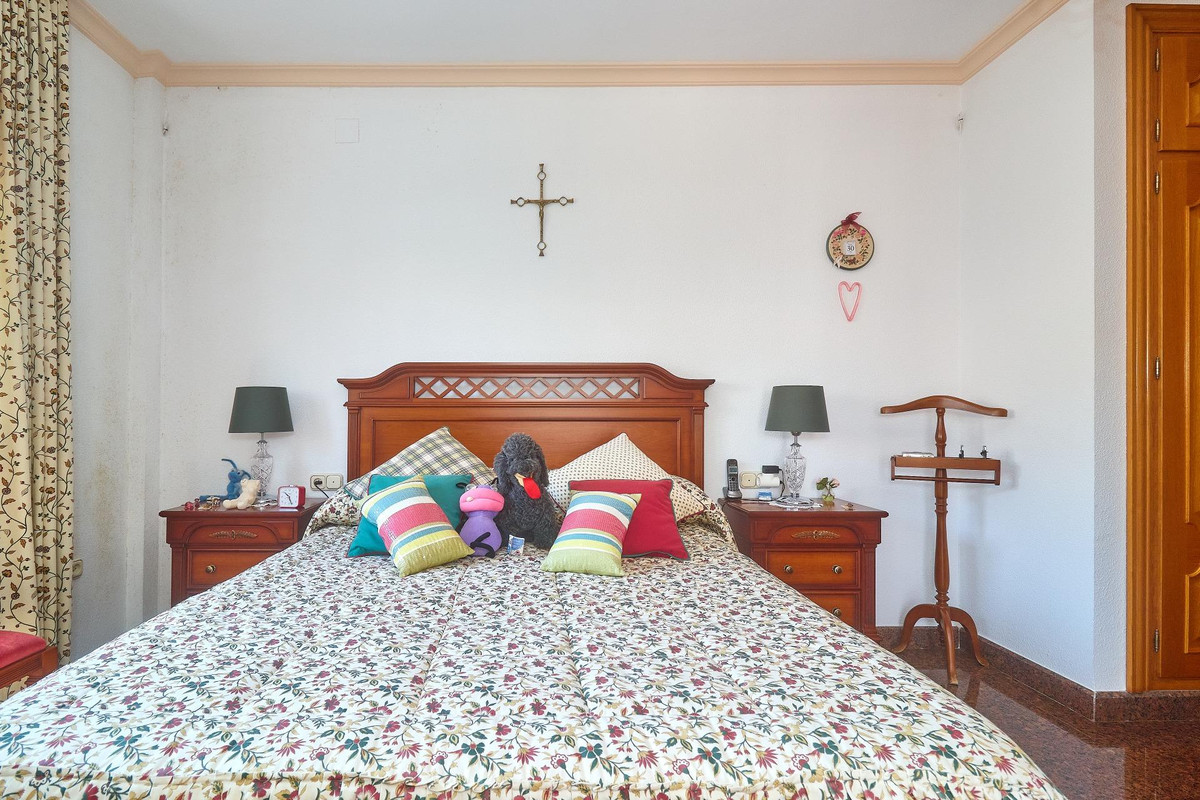 Se vende Villa - Chalet de 5 dormitorios en Costa Del Sol, Málaga, España