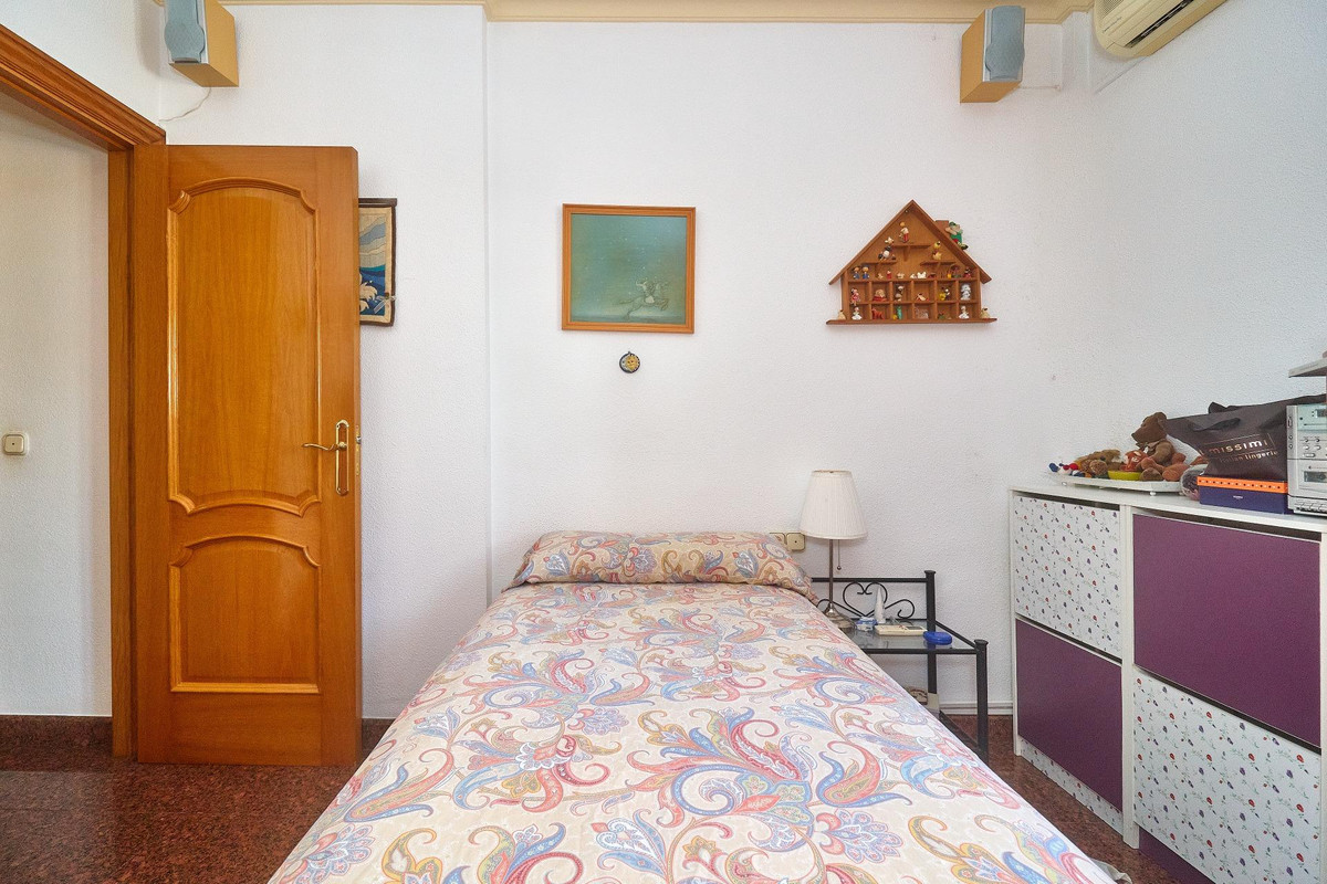 Se vende Villa - Chalet de 5 dormitorios en Costa Del Sol, Málaga, España
