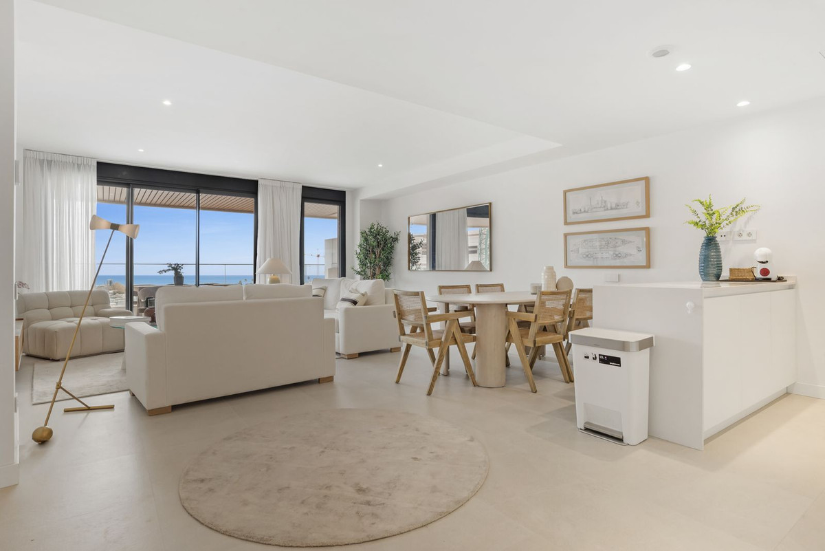 2 Bed Apartment for sale in Selwo Costa Del Sol, Málaga, Spain