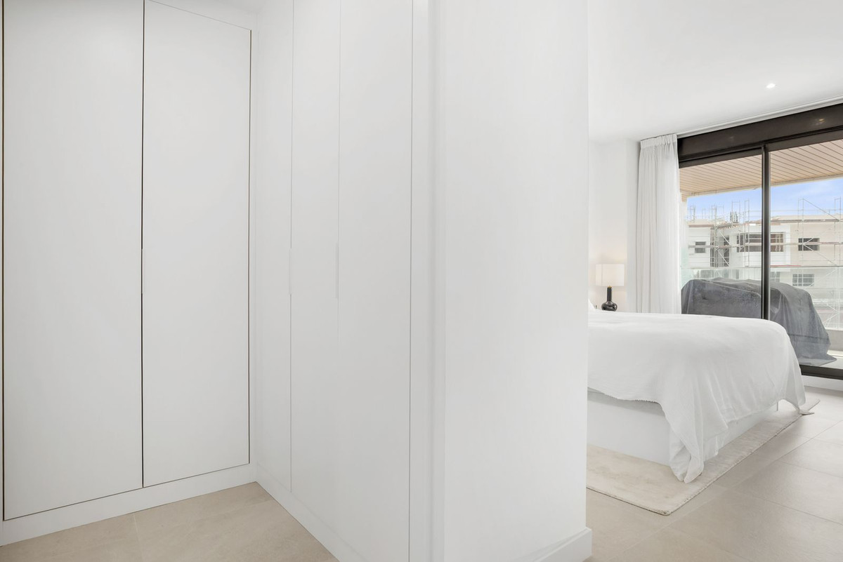 2 Bed Apartment for sale in Selwo Costa Del Sol, Málaga, Spain