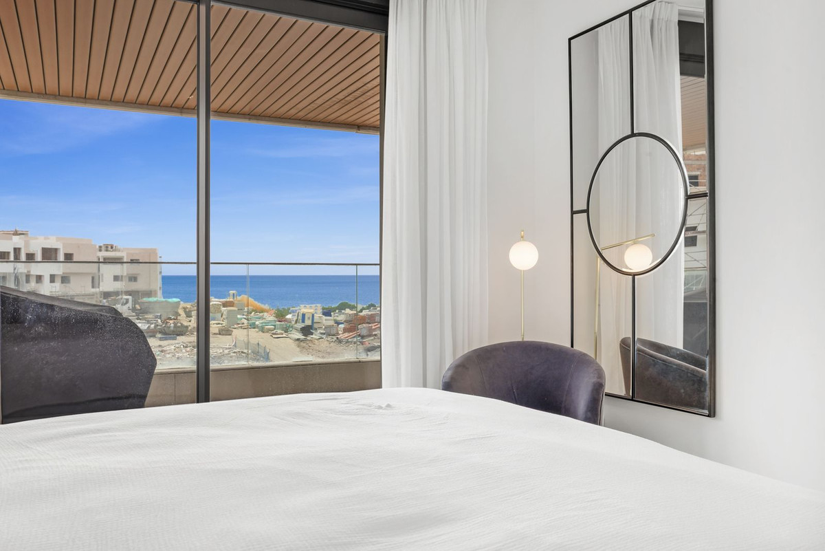 2 Bed Apartment for sale in Selwo Costa Del Sol, Málaga, Spain