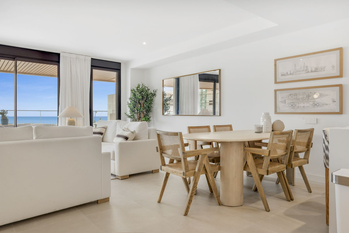 2 Bed Apartment for sale in Selwo Costa Del Sol, Málaga, Spain
