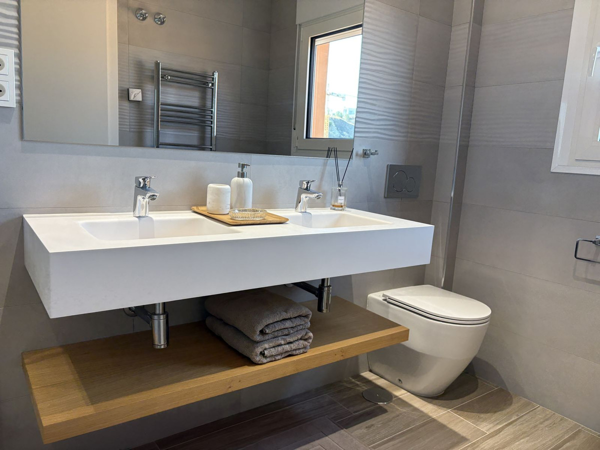 4 Bed Townhouse for sale in Atalaya Costa Del Sol, Málaga, Spain