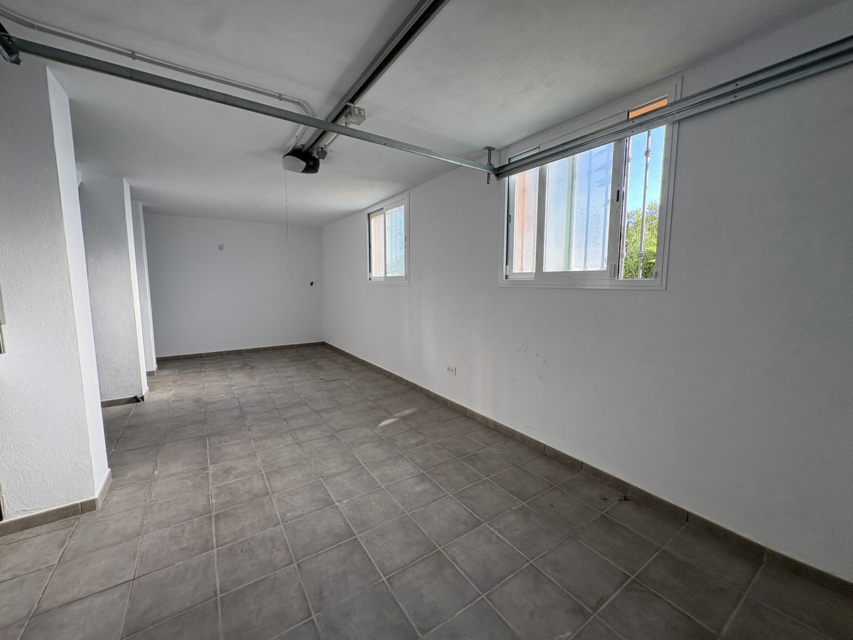 4 Bed Townhouse for sale in Atalaya Costa Del Sol, Málaga, Spain