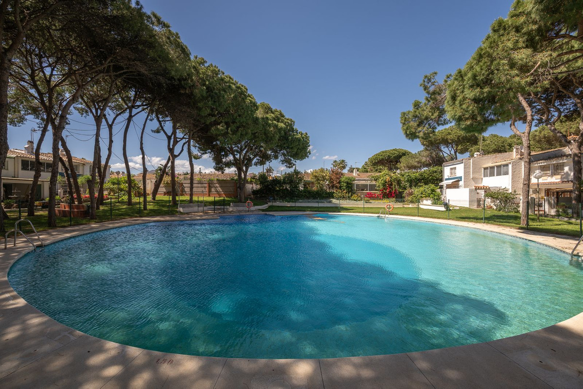 1 Bed Apartment for sale in Calypso Costa Del Sol, Málaga, Spain