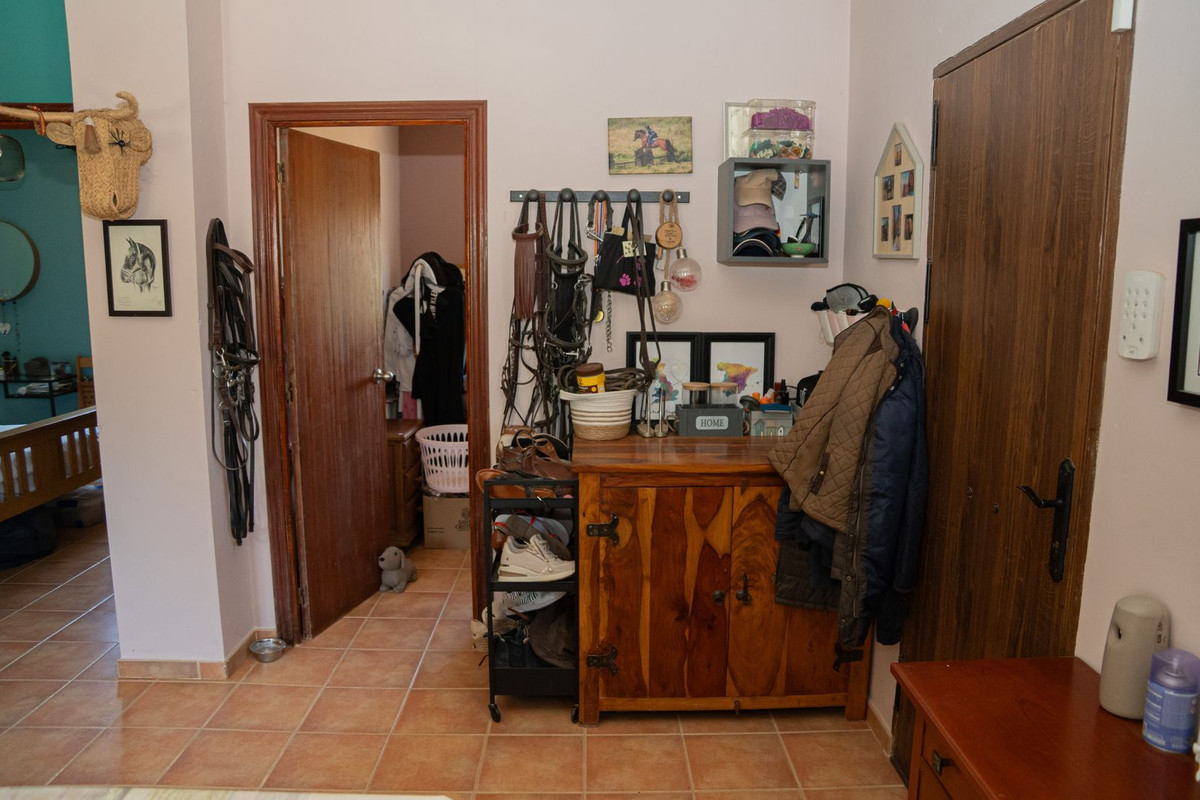Se vende Finca - Cortijo de 2 dormitorios en Costa Del Sol, Málaga, España