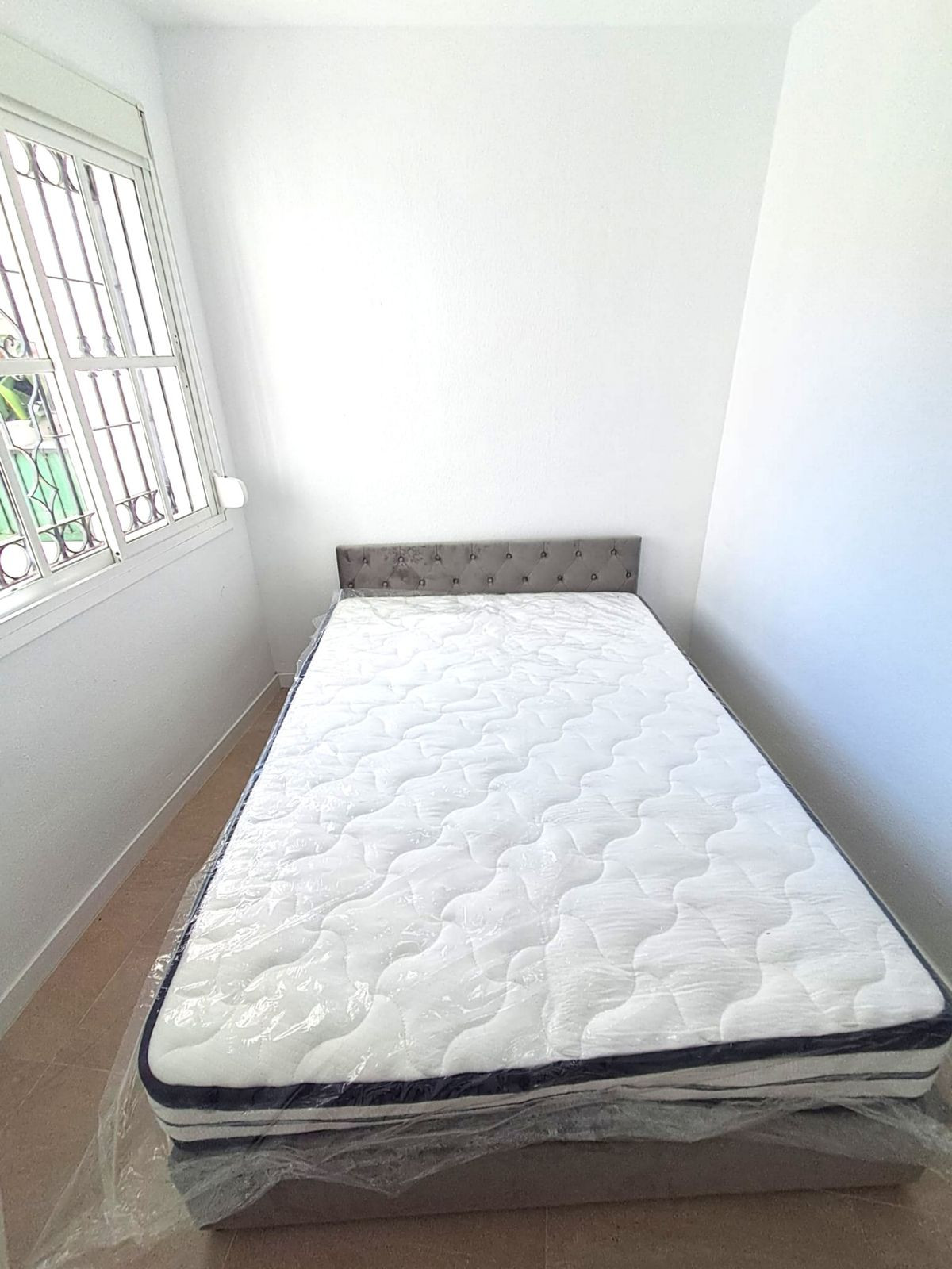 2 Bed Apartment for sale in Benalmadena Costa Costa Del Sol, Málaga, Spain