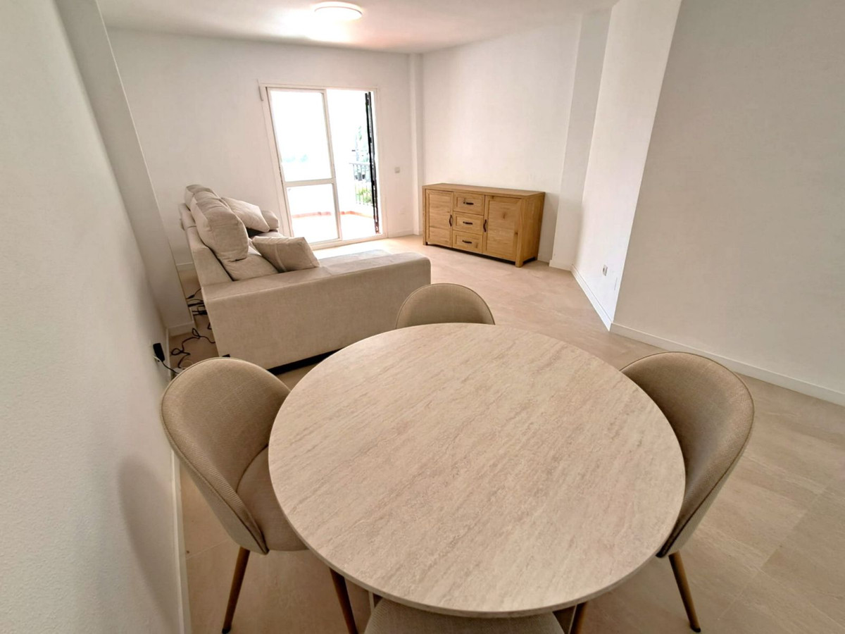 2 Bed Apartment for sale in Benalmadena Costa Costa Del Sol, Málaga, Spain