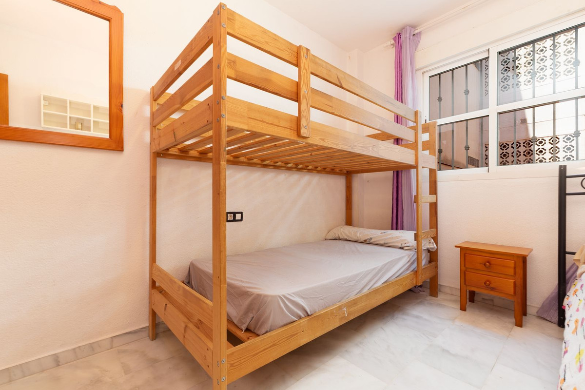 2 Bed Apartment for sale in Fuengirola Costa Del Sol, Málaga, Spain