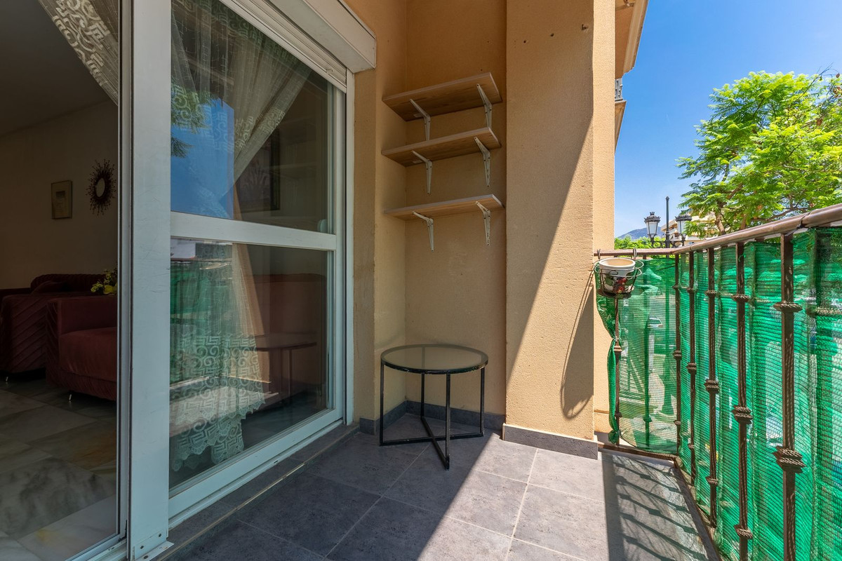 2 Bed Apartment for sale in Fuengirola Costa Del Sol, Málaga, Spain