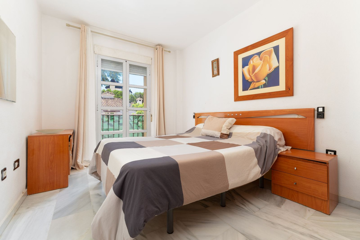 2 Bed Apartment for sale in Fuengirola Costa Del Sol, Málaga, Spain