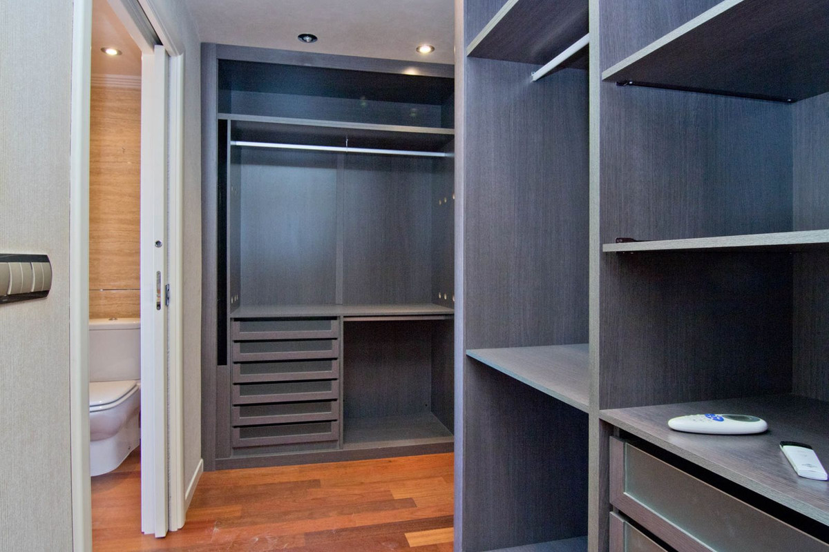 2 Bed Apartment for sale in Fuengirola Costa Del Sol, Málaga, Spain