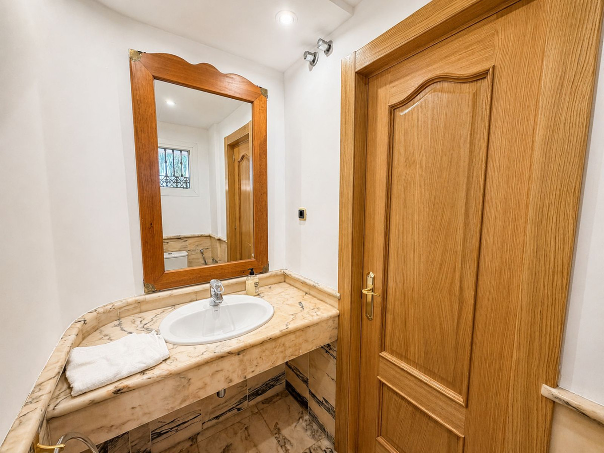7 Bed Townhouse for sale in Marbella Costa Del Sol, Málaga, Spain