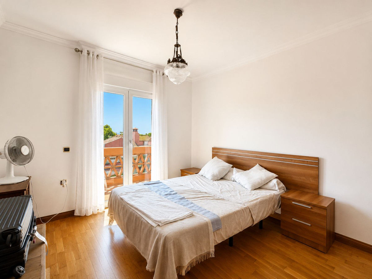 7 Bed Townhouse for sale in Marbella Costa Del Sol, Málaga, Spain