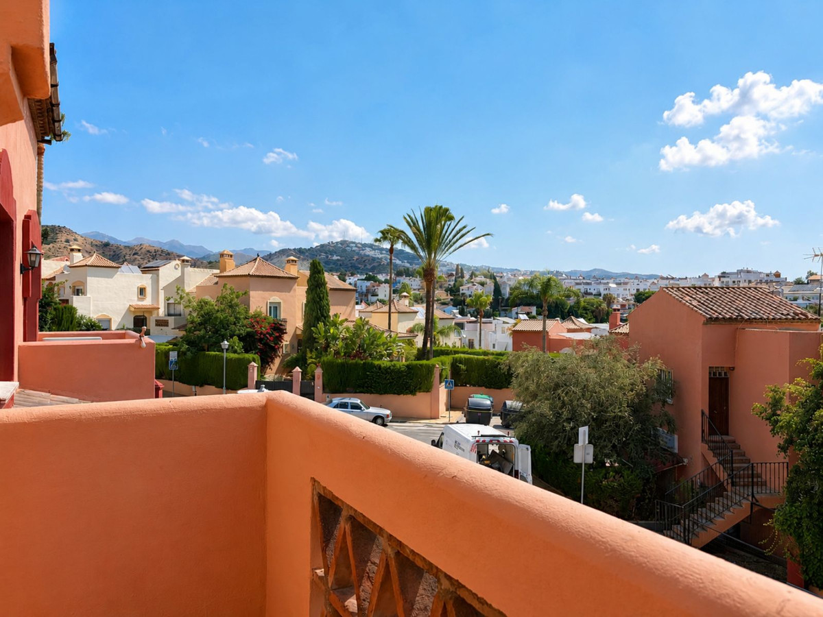 7 Bed Townhouse for sale in Marbella Costa Del Sol, Málaga, Spain