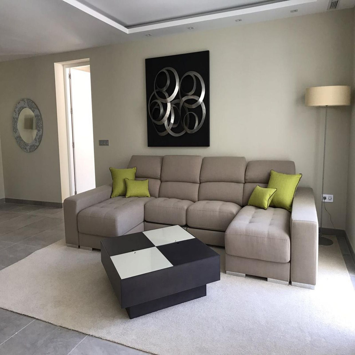6 Bed Townhouse for sale in Nueva Andalucía Costa Del Sol, Málaga, Spain