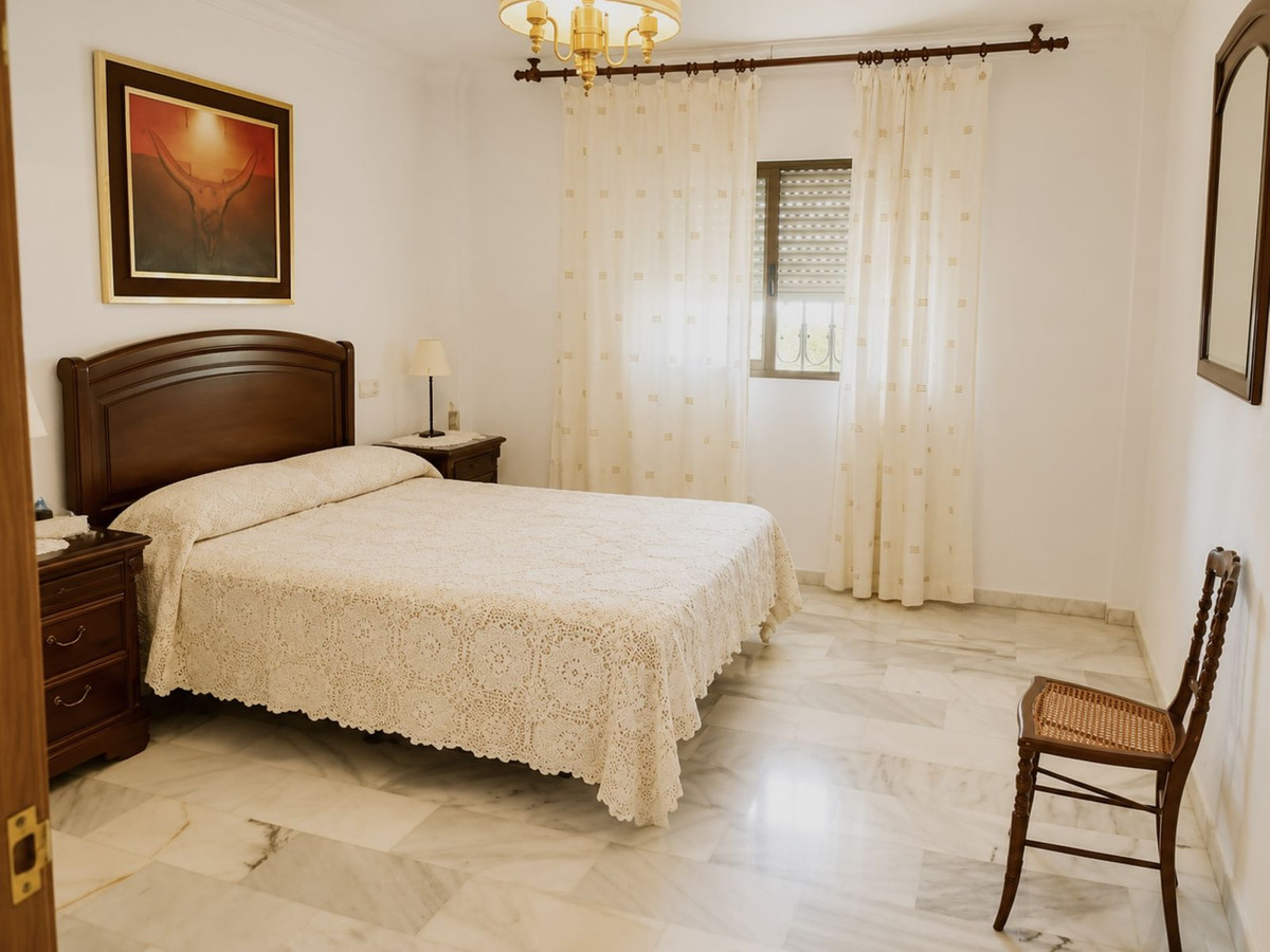 Se vende Apartamento Planta Media de 2 dormitorios en Costa Del Sol, Málaga, España