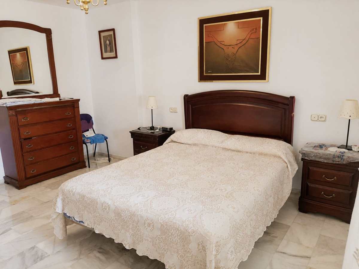 Se vende Apartamento Planta Media de 2 dormitorios en Costa Del Sol, Málaga, España
