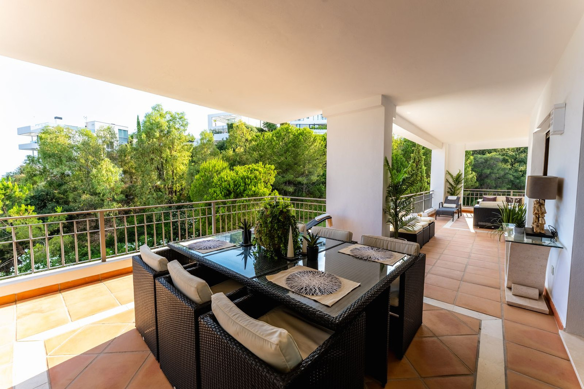 Se vende Apartamento Planta Media de 2 dormitorios en Costa Del Sol, Málaga, España