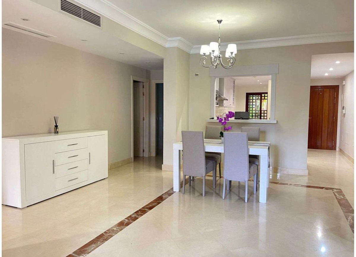 2 Bed Apartment for sale in San Pedro De Alcántara Costa Del Sol, Málaga, Spain