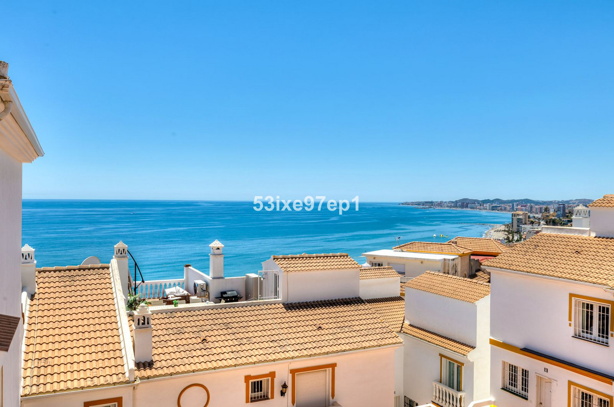 2 Bed Townhouse for sale in Carvajal Costa Del Sol, Málaga, Spain
