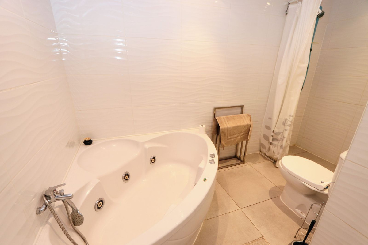 4 Bed Townhouse for sale in Los Balcones Costa Blanca, Alicante, Spain