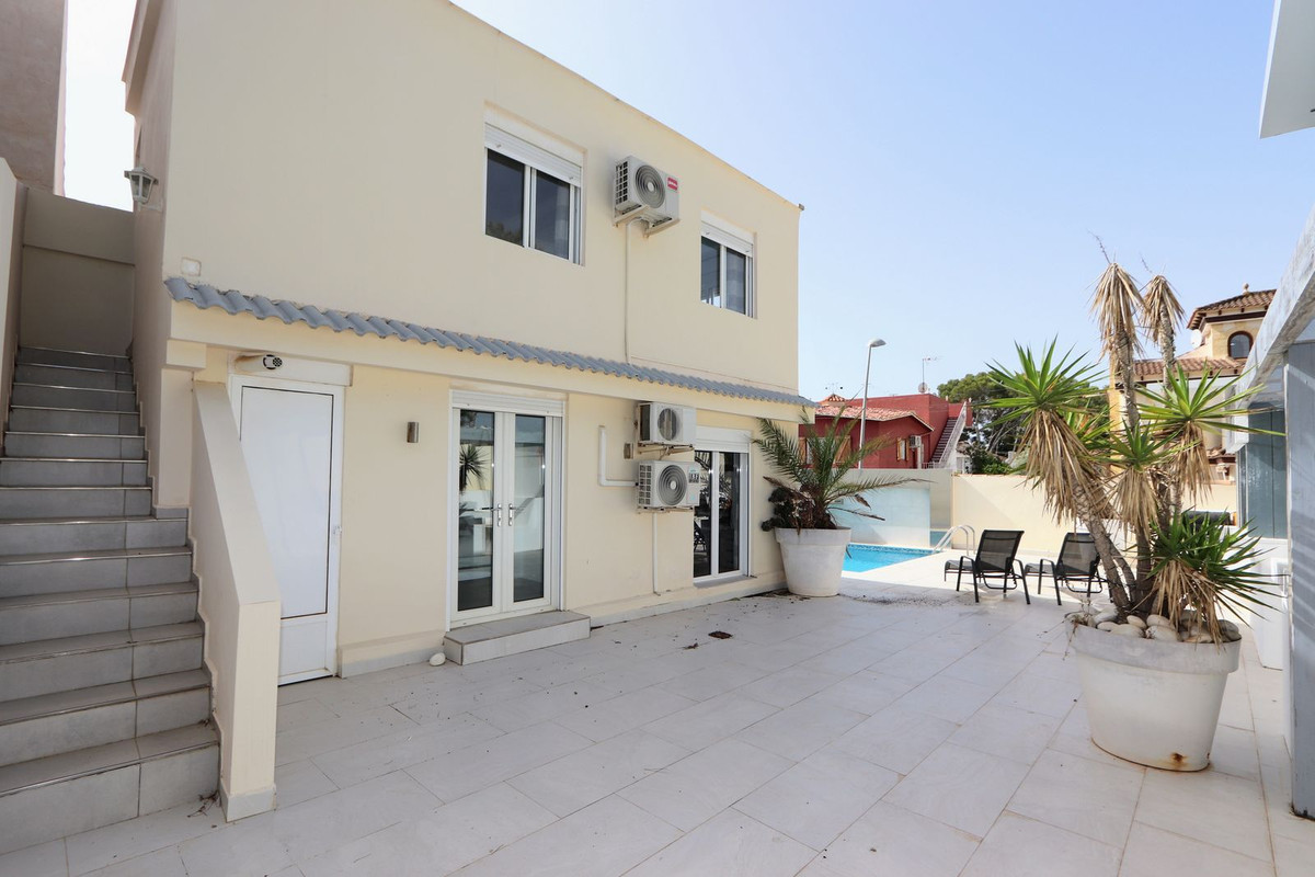 4 Bed Townhouse for sale in Los Balcones Costa Blanca, Alicante, Spain
