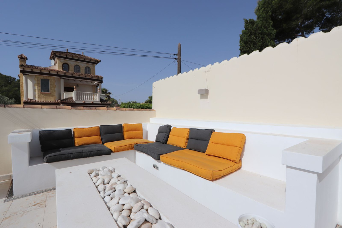 4 Bed Townhouse for sale in Los Balcones Costa Blanca, Alicante, Spain