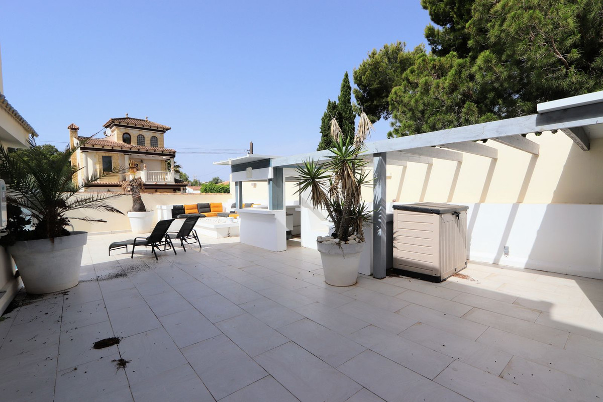 4 Bed Townhouse for sale in Los Balcones Costa Blanca, Alicante, Spain