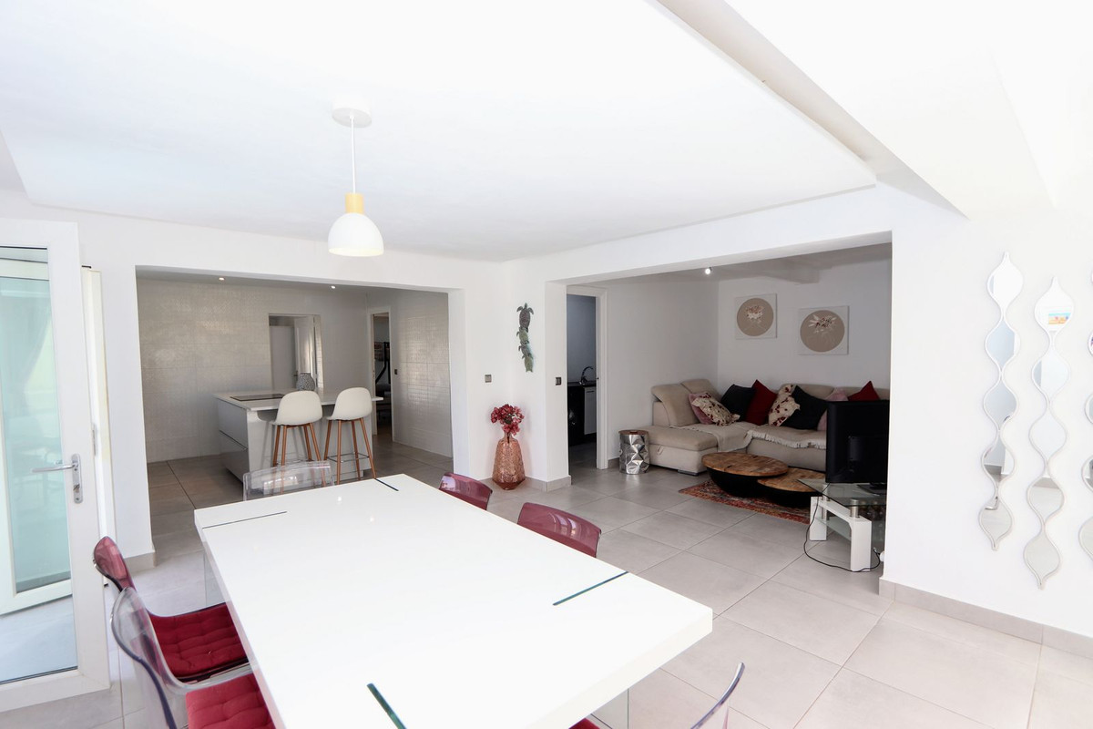 4 Bed Townhouse for sale in Los Balcones Costa Blanca, Alicante, Spain