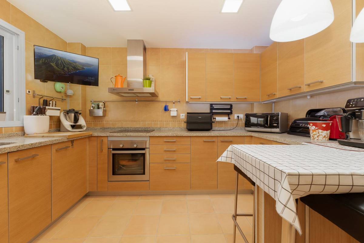 3 Bed Townhouse for sale in Benalmadena Costa Costa Del Sol, Málaga, Spain