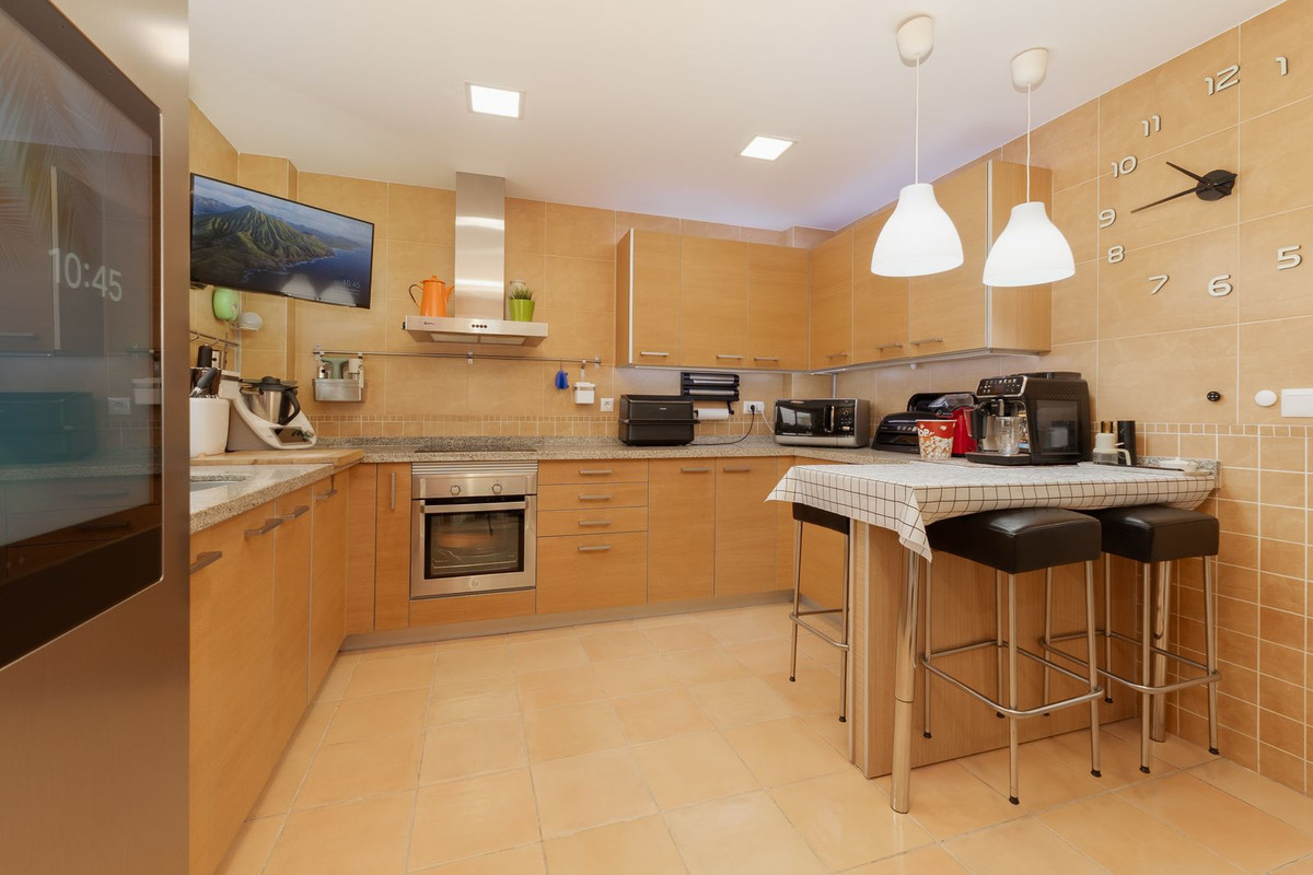 3 Bed Townhouse for sale in Benalmadena Costa Costa Del Sol, Málaga, Spain