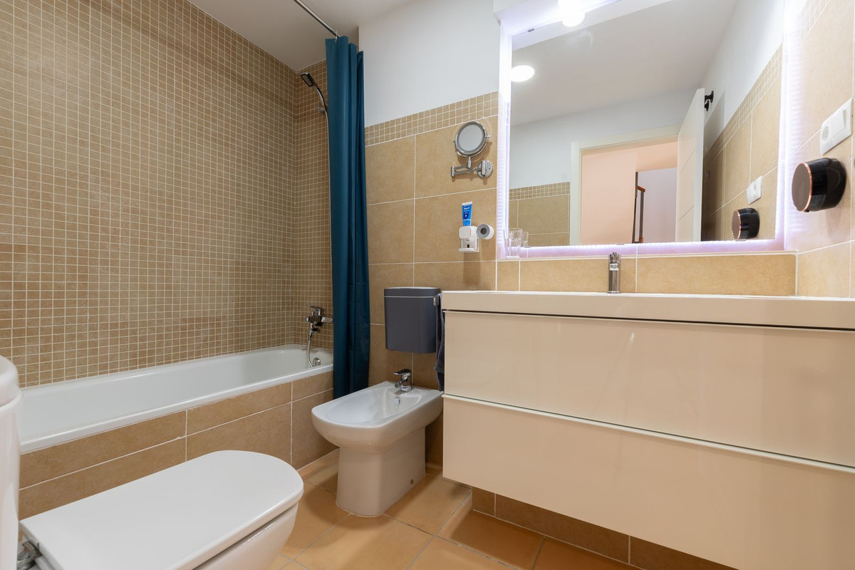 3 Bed Townhouse for sale in Benalmadena Costa Costa Del Sol, Málaga, Spain