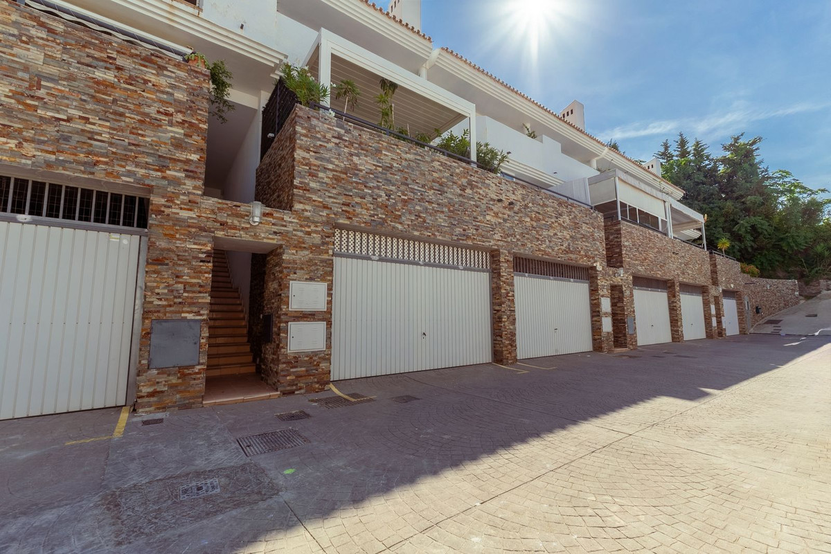 3 Bed Townhouse for sale in Benalmadena Costa Costa Del Sol, Málaga, Spain