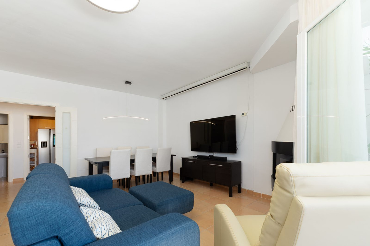 3 Bed Townhouse for sale in Benalmadena Costa Costa Del Sol, Málaga, Spain