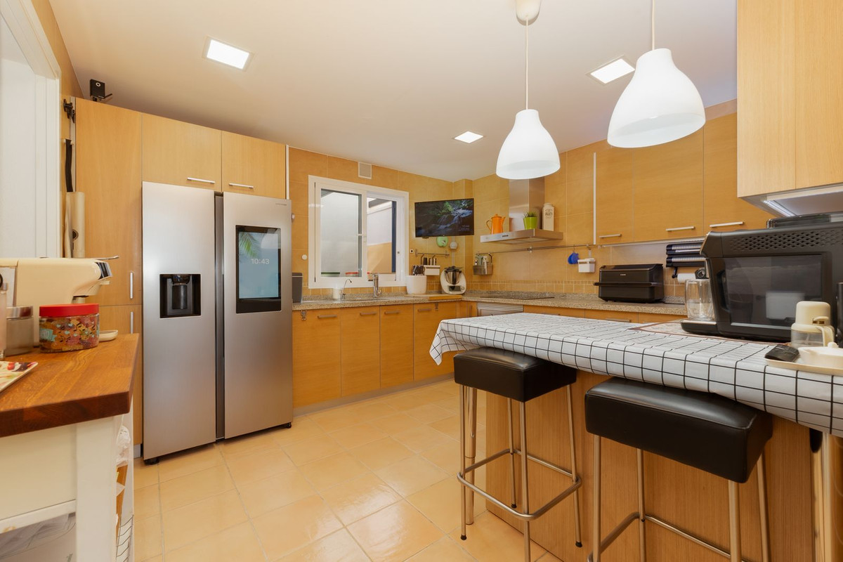 3 Bed Townhouse for sale in Benalmadena Costa Costa Del Sol, Málaga, Spain
