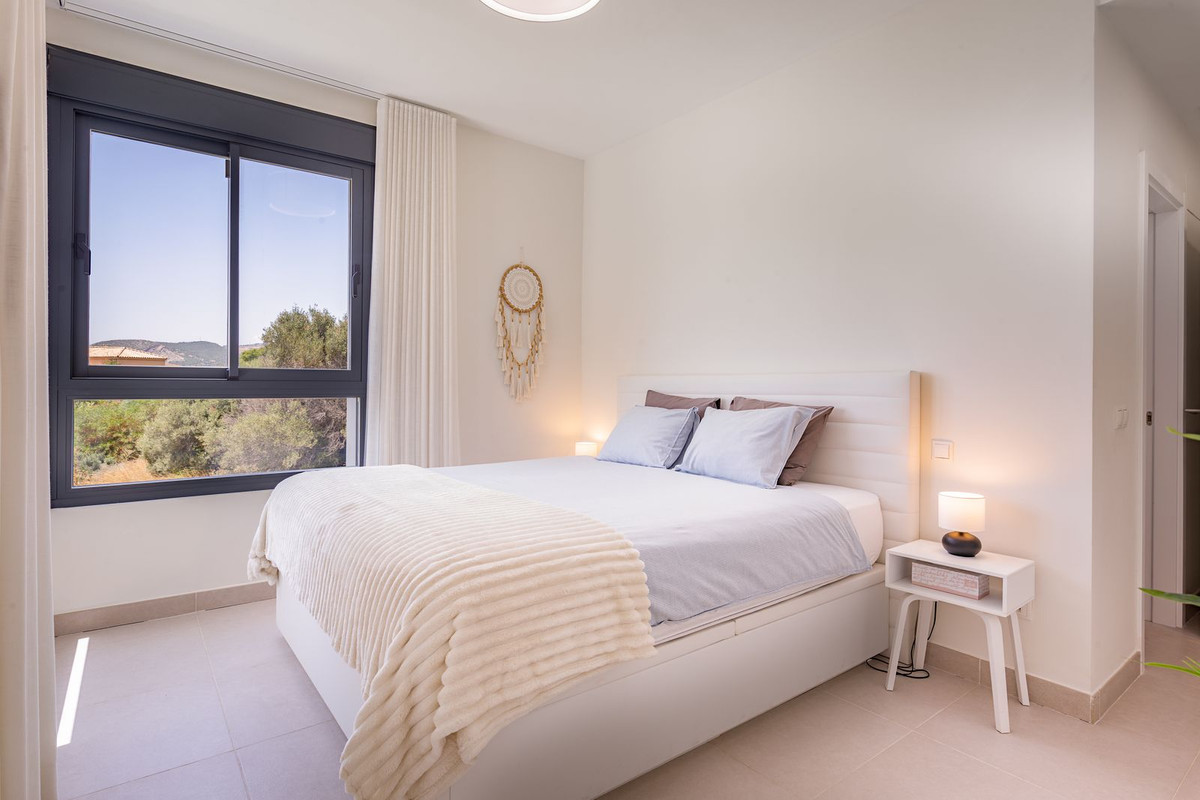 Se vende Apartamento Planta Media de 3 dormitorios en Costa Del Sol, Málaga, España