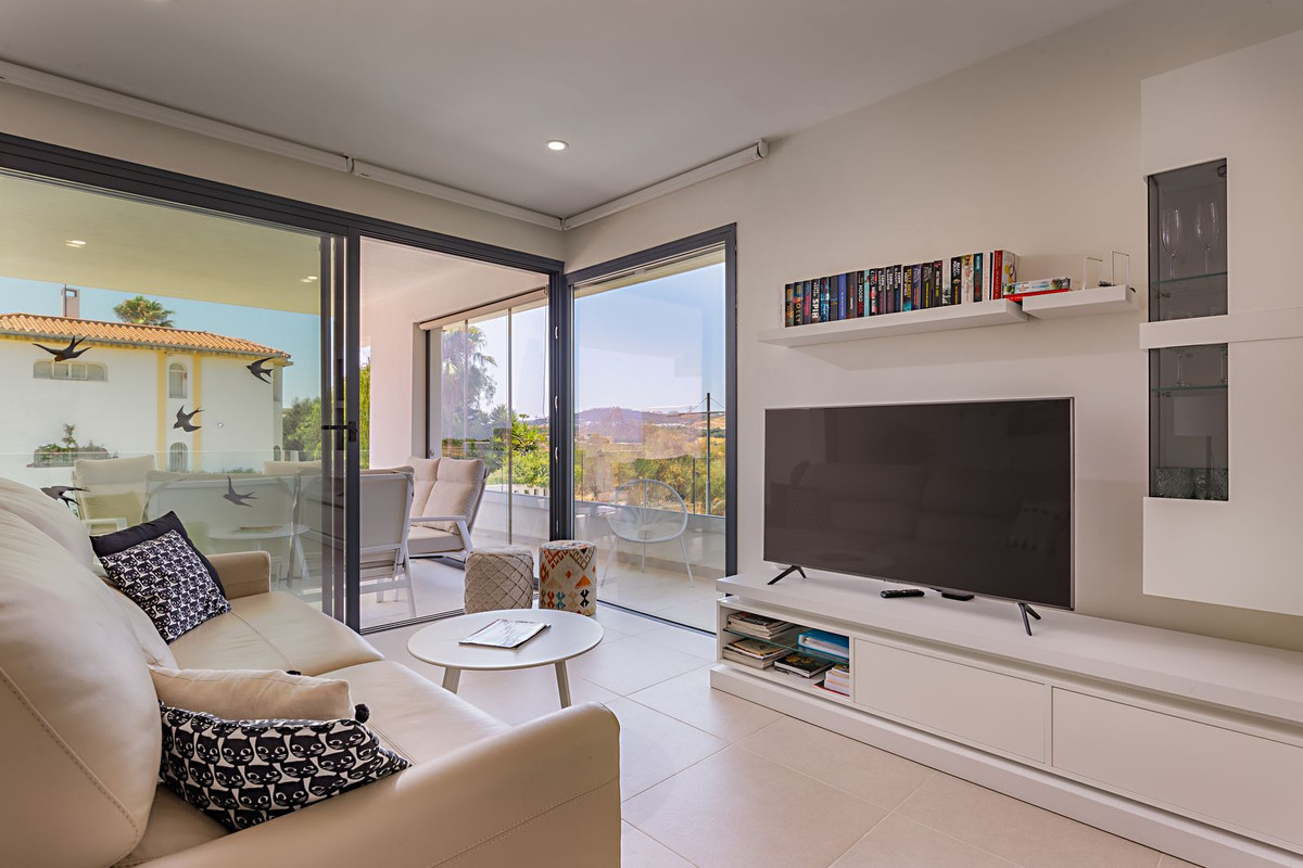 Se vende Apartamento Planta Media de 3 dormitorios en Costa Del Sol, Málaga, España