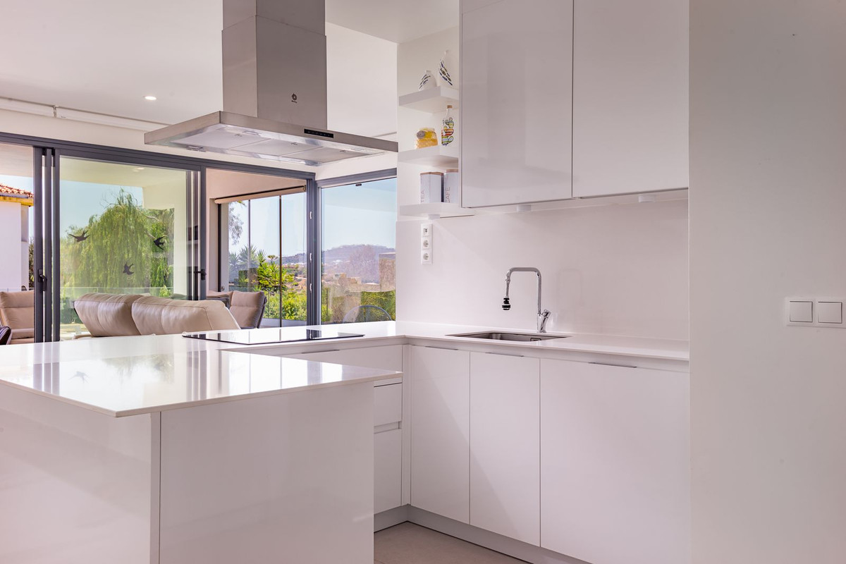 Se vende Apartamento Planta Media de 3 dormitorios en Costa Del Sol, Málaga, España
