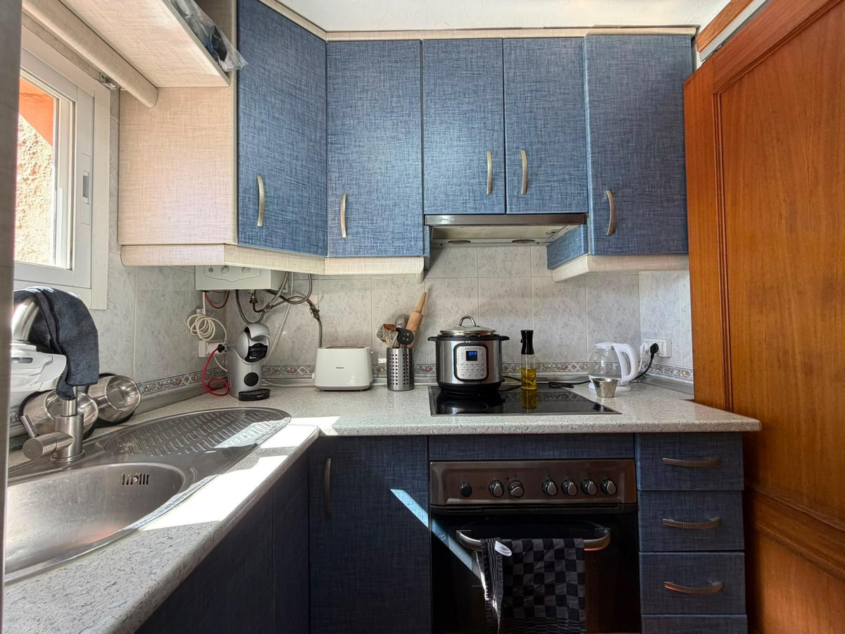 2 Bed Apartment for sale in Estepona Costa Del Sol, Málaga, Spain
