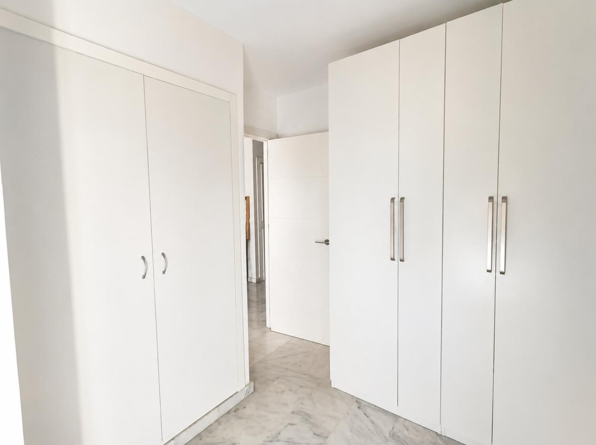 3 Bed Apartment for sale in Bailen Miraflores Costa Del Sol, Málaga, Spain