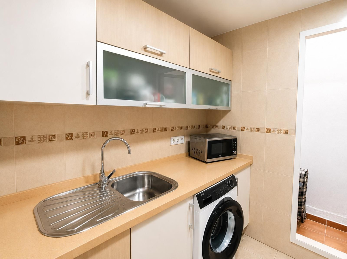 3 Bed Apartment for sale in Bailen Miraflores Costa Del Sol, Málaga, Spain
