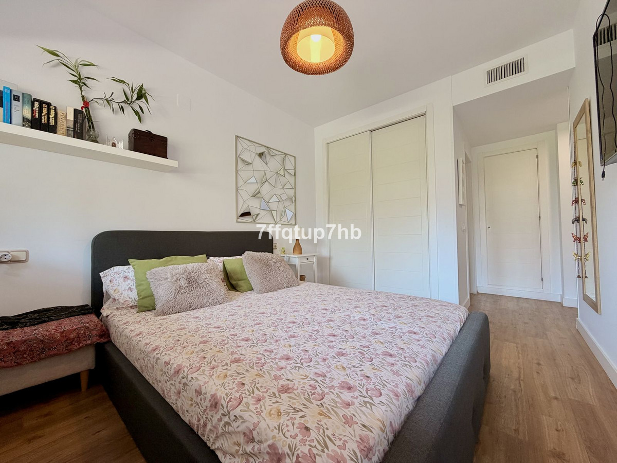 3 Bed Apartment for sale in Estepona Costa Del Sol, Málaga, Spain